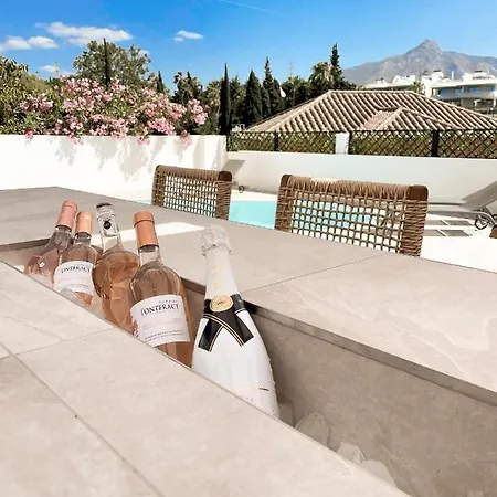Luxury In Puerto Banus Panoramic Mountain And Sea Views With Private Pool 빌라