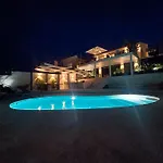 Luxury In Puerto Banus Panoramic Mountain And Sea Views With Private Pool Villa Marbella