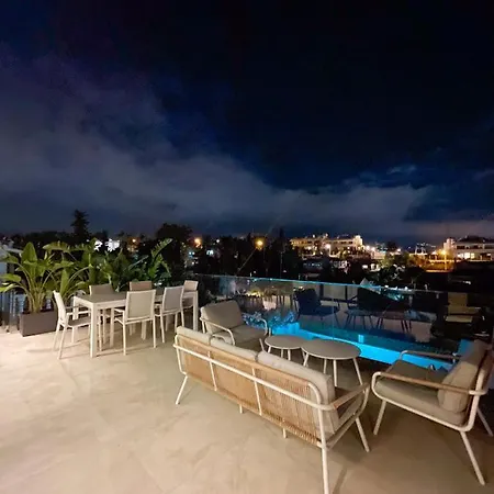 Luxury In Puerto Banus Panoramic Mountain And Sea Views With Private Pool Villa *