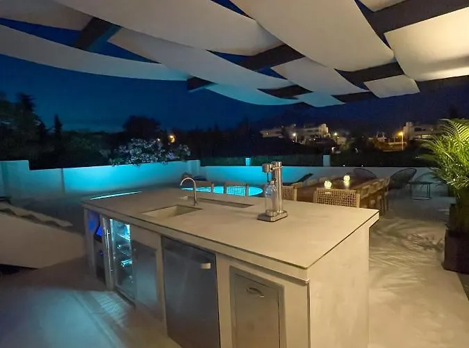 别墅 Luxury In Puerto Banus Panoramic Mountain And Sea Views With Private Pool 马尔韦利亚