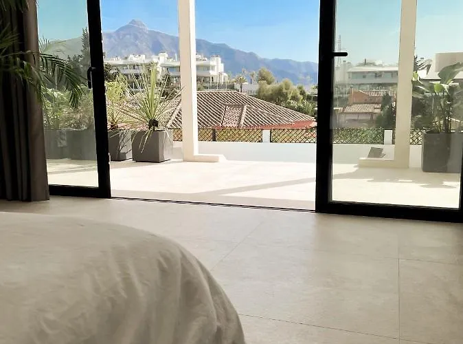 Luxury In Puerto Banus Panoramic Mountain And Sea Views With Private Pool *