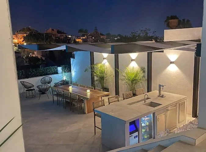 Luxury In Puerto Banus Panoramic Mountain And Sea Views With Private Pool